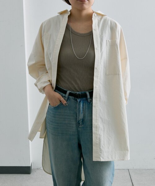 ear PAPILLONNER(イアパピヨネ)の「ビッグサイズシャツ【SUM1 STYLE(スミスタイル)】(シャツ/ブラウス・レディース・アイボリー/サンドベージュ・FREE)」の6枚目の写真