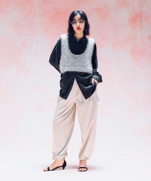 LEPSIM（レプシィム）の「サテンカーゴパンツ　578241（その他パンツ・レディース・チャコールグレー/アイボリー/ブラウン・FREE）」の7枚目の写真