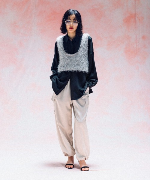 LEPSIM（レプシィム）の「サテンカーゴパンツ　578241（その他パンツ・レディース・チャコールグレー/アイボリー/ブラウン・FREE）」の8枚目の写真