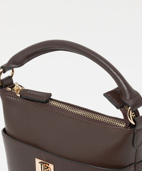 UNITED ARROWS（ユナイテッドアローズ）の「ソフト コンビ バケットバッグ（ショルダーバッグ・レディース・ダークブラウン/ナチュラル・FREE）」の11枚目の写真
