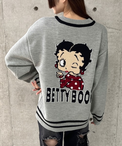 GLAMOROUS JANE(グラマラスジェーン)の「BETTY BOOPバックジャガードVネックニット(ニット/セーター・レディース・アイボリー/ブラック/グレー・FREE)」の15枚目の写真