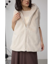 AZUL ダウンベスト　ホワイト AZUL BY MOUSSY｜アズールバイマウジーのダウンベスト（ホワイト
