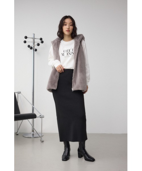 AZUL by moussy(アズールバイマウジー)の「フードファーベスト(ベスト・レディース・グレー/アイボリー/ブラック・FREE)」の11枚目の写真