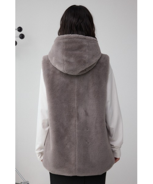 AZUL by moussy(アズールバイマウジー)の「フードファーベスト(ベスト・レディース・グレー/アイボリー/ブラック・FREE)」の14枚目の写真
