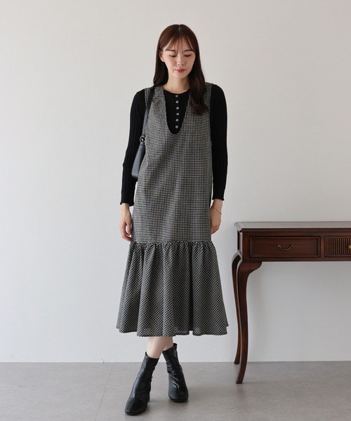 BLUEEAST（ブルーイースト）の「チェックジャンパースカート（ジャンパースカート・レディース・ブラック系/ブラック・MEDIUM）」の10枚目の写真