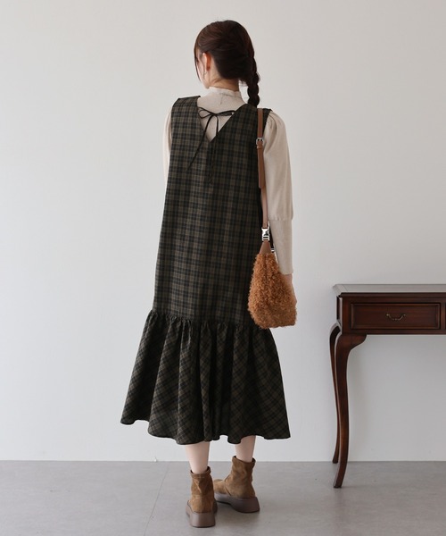 BLUEEAST（ブルーイースト）の「チェックジャンパースカート（ジャンパースカート・レディース・ブラック系/ブラック・MEDIUM）」の20枚目の写真