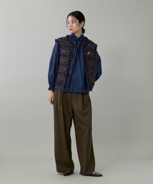 INED（イネド）の「ライトカルゼ ベルテッドワイドパンツ（その他パンツ・レディース・オフホワイト/ブラック/ブラウン/ベージュ・7号/9号/11号）」の5枚目の写真