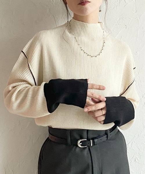 She's Closet(シーズクローゼット)の「長袖配色バイカラー切り替えハイネックリブニットトップス(ニット/セーター・レディース・ブルー/ベージュ/ブラック/アイボリー・FREE)」の2枚目の写真