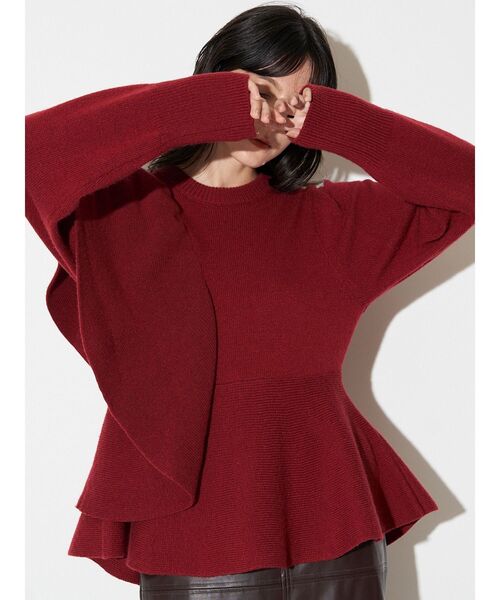 ELENDEEK（エレンディーク）の「ショルダーフリルペプラムニット（ニット/セーター・レディース・ブラウン/グレー/ボルドー・FREE）」の7枚目の写真