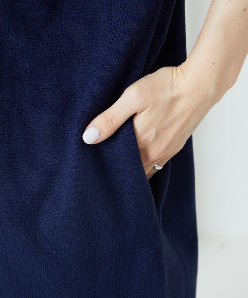 FREAK'S STORE（フリークスストア）の「限定展開　ニット ミニ ワンピース（ワンピース・レディース・ブラック/杢グレー/ベージュ/ネイビー/ダークブラウン/レッド・ﾌﾘ-）」の11枚目の写真