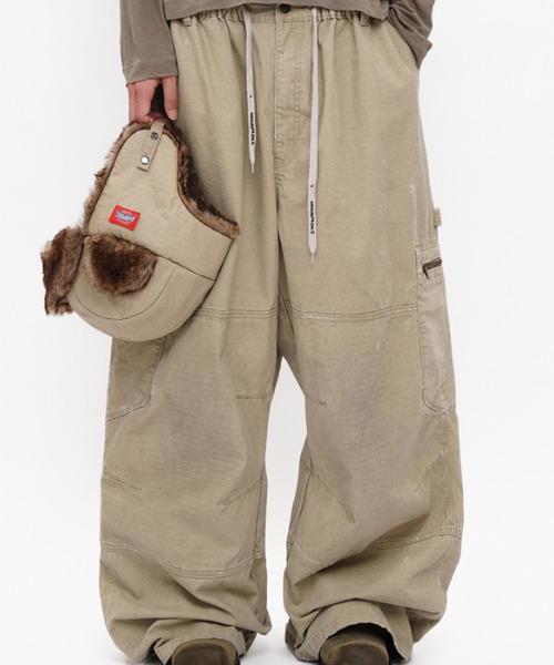 MASONPRINCE（メイソンプリンス）の「バギーシルエット ダメージ加工 カーゴパンツ XXK4382【MASONPRINCE】【2025AW】（カーゴパンツ・メンズ・ベージュ/レッド/ブラック・L/M/S）」の3枚目の写真