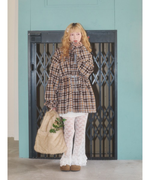 WC（ダブル シー）の「ヘムフリルレースフレアパンツ（その他パンツ・レディース・ブラウン/ホワイト/ブラック・FREE）」の10枚目の写真