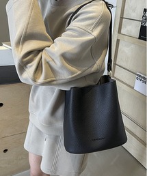 ショルダーバケツバッグ