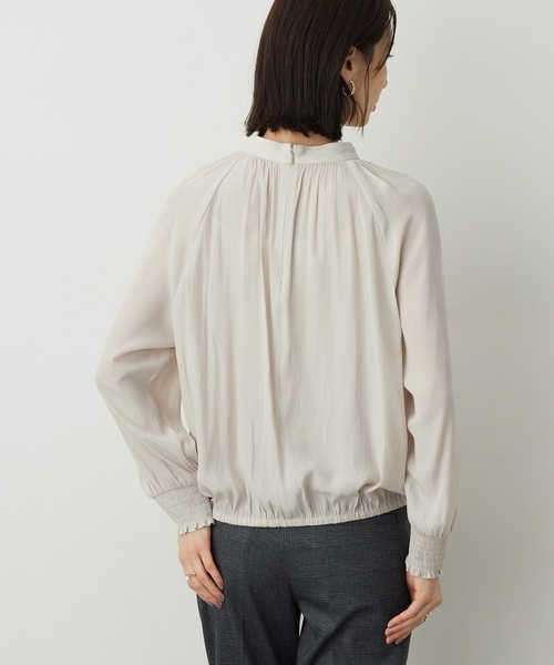 A/C DESIGN BY ALPHA CUBIC（エーシーデザインバイアルファキュービック）の「ギャザーブラウス（シャツ/ブラウス・レディース・グリーン/ベージュ/ネイビー・9号/11号）」の7枚目の写真