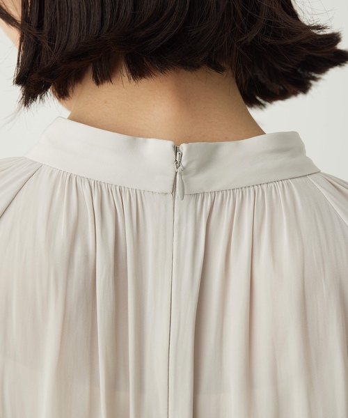 A/C DESIGN BY ALPHA CUBIC（エーシーデザインバイアルファキュービック）の「ギャザーブラウス（シャツ/ブラウス・レディース・グリーン/ベージュ/ネイビー・9号/11号）」の20枚目の写真