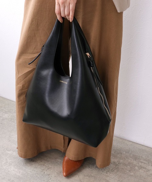 Cepica(セピカ)の「3ピースソフト合成皮革トートバッグ(トートバッグ・レディース・ブラック/シルバー・FREE)」の6枚目の写真