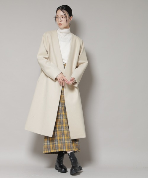 NANO universe（ナノユニバース）の「Vネックノーカラーコート（ノーカラーコート・レディース・ブラック/ライトベージュ/モカ・FREE）」の16枚目の写真