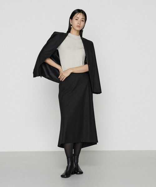 COMME CA（コムサ）の「ウール梳毛 ツインニット（アンサンブル・レディース・トップグレー/レッド/チャコール/サックスブルー・11号/9号）」の5枚目の写真