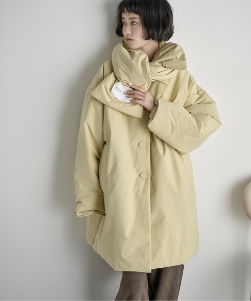 THE YOn（ザヨン）の「ストールセットミドルパフジャケット（ダウンジャケット/コート・レディース・ブラック/ブラウン/イエロー・FREE）」の5枚目の写真