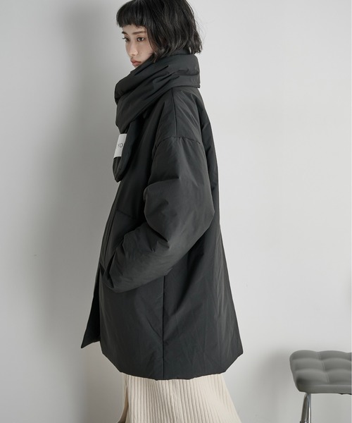 THE YOn（ザヨン）の「ストールセットミドルパフジャケット（ダウンジャケット/コート・レディース・ブラック/ブラウン/イエロー・FREE）」の22枚目の写真