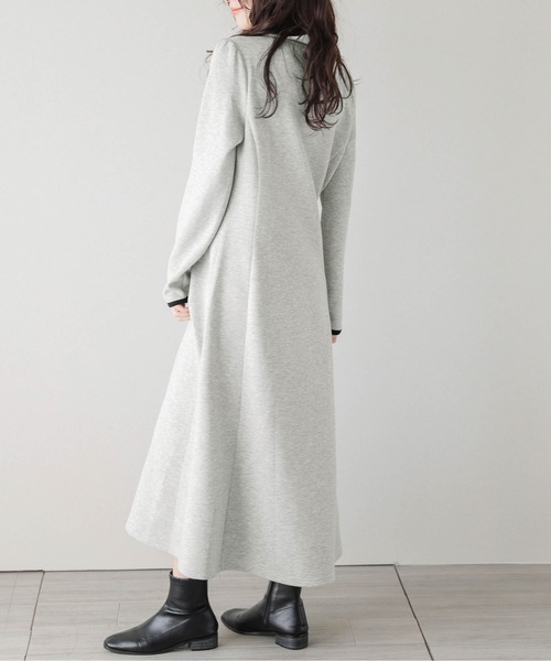 AMELY(エミリー)の「バイカラーポロワンピース(ワンピース・レディース・ブラック/グレー/モカ・フリー)」の19枚目の写真