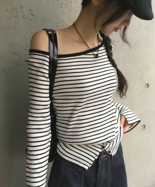 Vini（ヴィニ）の「ストライプボーダー オフショルダー 長袖ニット（Tシャツ/カットソー・レディース・ホワイト/グレー・LARGE）」の10枚目の写真