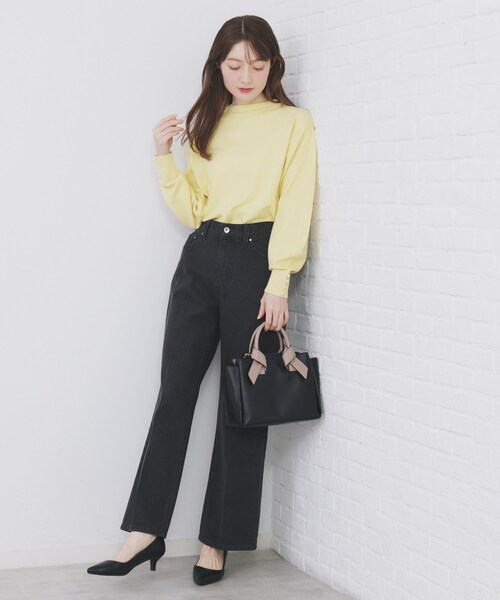 index（インデックス）の「ふんわりボトルネックパフスリーブニット【洗濯機OK】（ニット/セーター・レディース・オフホワイト/グレー/チャコールグレー/イエロー系その他/ピンク/サックスブルー系7・36/38/40/42）」の11枚目の写真