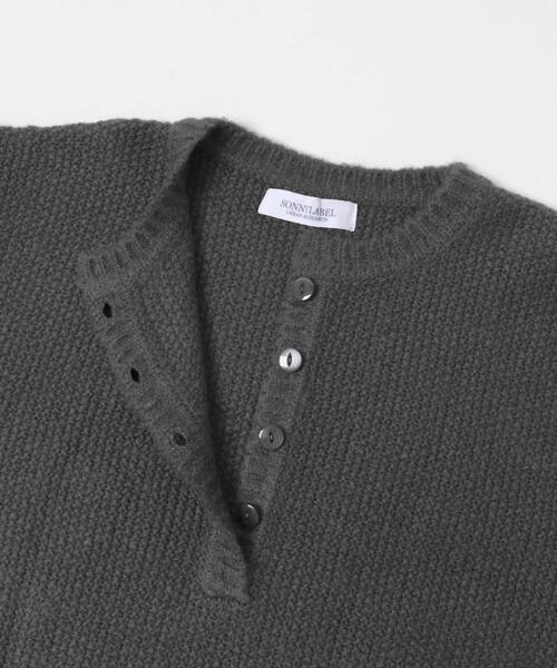 URBAN RESEARCH Sonny Label（アーバンリサーチサニーレーベル）の「ヘンリーネックニットプルオーバー（ニット/セーター・レディース・ベージュ/オフホワイト/グレー・FREE）」の12枚目の写真