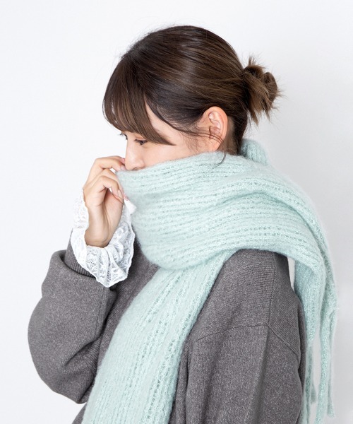 PUNYUS（プニュズ）の「クルーネックカラーニット（ニット/セーター・レディース・サックスブルー/ライトピンク/ブラック/グレー/グリーン/イエロー・1/2/3/4）」の18枚目の写真