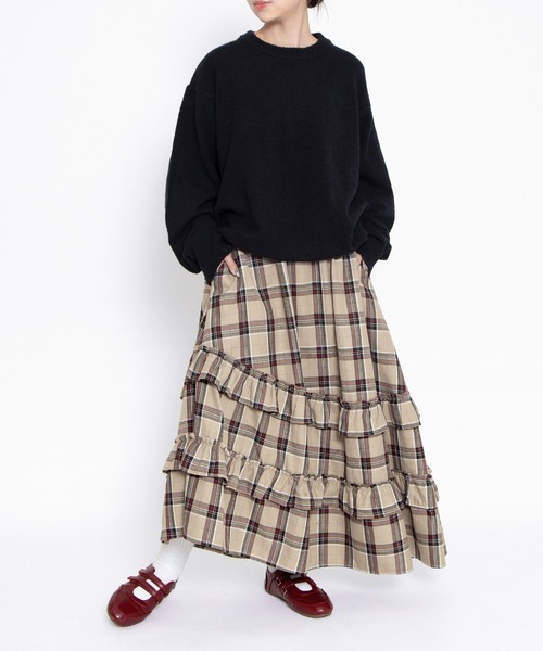 PUNYUS（プニュズ）の「クルーネックカラーニット（ニット/セーター・レディース・サックスブルー/ライトピンク/ブラック/グレー/グリーン/イエロー・1/2/3/4）」の8枚目の写真