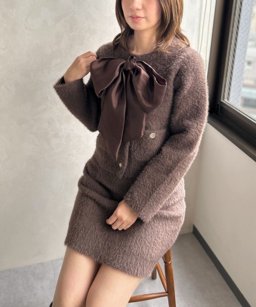 31 Sons de mode（トランテアン　ソン　ドゥ　モード）の「2025秋冬新作 シャギーカーデ×ミニスカセットアップ（セットアップ・レディース・グレー/ブラウン/ピンク・ﾌﾘ-）」の13枚目の写真