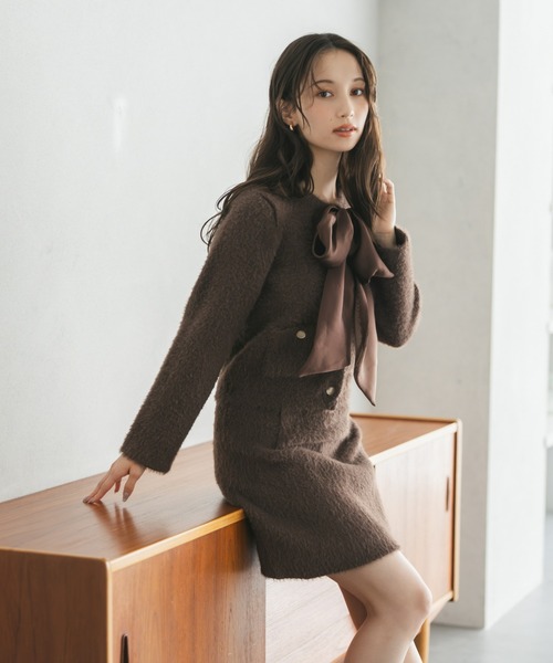 31 Sons de mode（トランテアン　ソン　ドゥ　モード）の「2025秋冬新作 シャギーカーデ×ミニスカセットアップ（セットアップ・レディース・グレー/ブラウン/ピンク・ﾌﾘ-）」の17枚目の写真