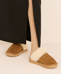 CNVS（ベティ ブープ）の「ベティブープ スエードファー ミュール_(2色)（スニーカー）」