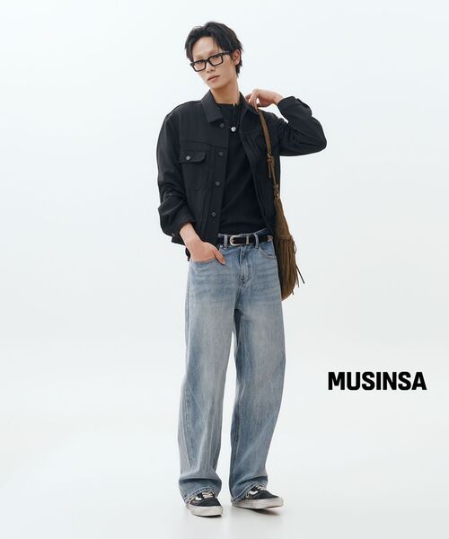 MUSINSA STANDARD（ムシンサスタンダード）の「クリーズウォッシュドルーズストレートデニムパンツ[ライトインディゴ]（デニムパンツ・メンズ・その他・40/38/33/26/27/28/29/42/36/34/32/30/31）」の10枚目の写真