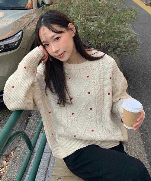 FREE'S MART（フリーズマート）の「◆ハート刺繍ケーブルニット（ニット/セーター・レディース・グレー/ホワイト/レッド・FREE）」の19枚目の写真