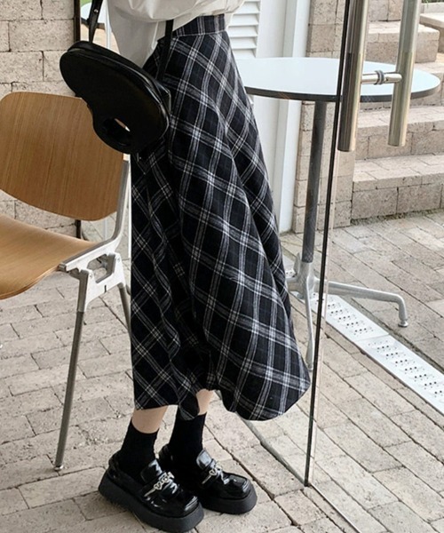 SallyLunn(サリーラン)の「Aラインチェックミディスカート(スカート・レディース・ブラック・LARGE/MEDIUM/SMALL)」の10枚目の写真