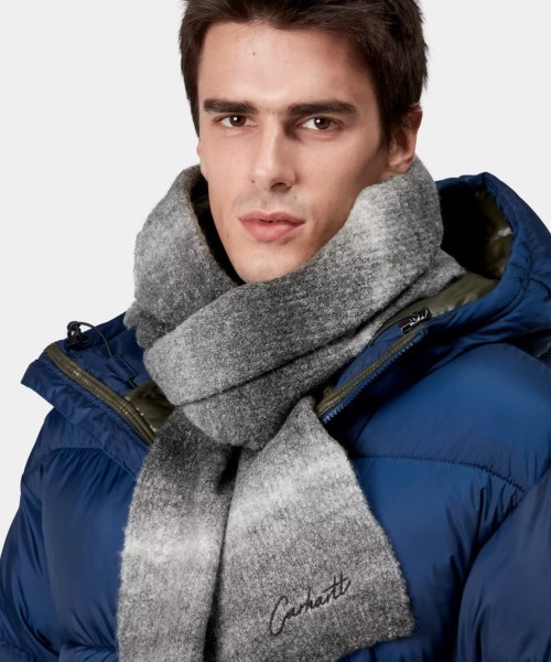 Carhartt ウールマフラー 2色セット 美品‼️ Carhartt ウールマフラー 2色セット 美品‼️ Carhartt ウールマフラー