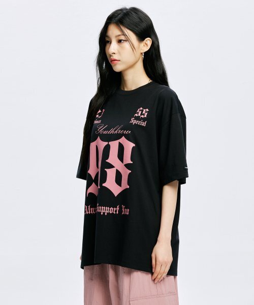 YOUTHKREW（ユースクルー）の「YK スポーティビッグナンバーラウンドボクシティ-ブラック（Tシャツ/カットソー・レディース・その他・FREE）」の2枚目の写真