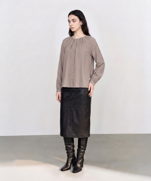 MAYVERU(メイバーユー)の「Laurina Shirring Blouse _ Pink(シャツ/ブラウス・レディース・PINK・F)」の8枚目の写真