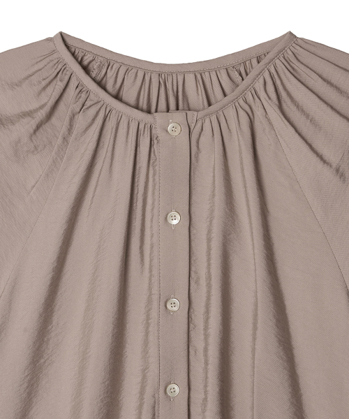 MAYVERU(メイバーユー)の「Laurina Shirring Blouse _ Pink(シャツ/ブラウス・レディース・PINK・F)」の12枚目の写真