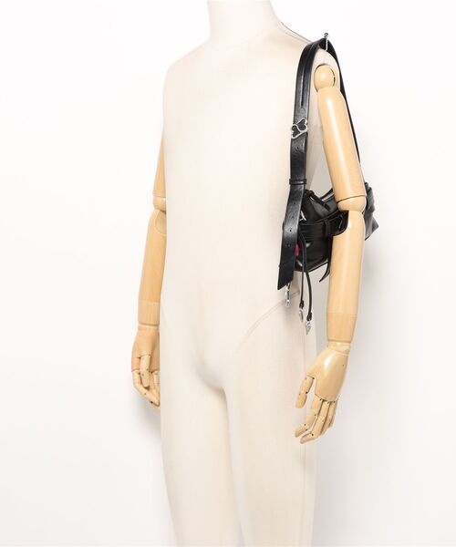 Desigual（デシグアル）の「ハートバックルショルダーバッグ タッセル付き（ショルダーバッグ・レディース・ブラック・FREE）」の5枚目の写真