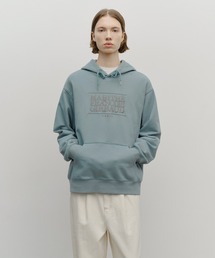 MARITHE + FRANCOIS GIRBAUD（マリテフランソワジルボー）の「CLASSIC LOGO EMBROIDERY HOODIE (BRUSHED)（パーカー）」