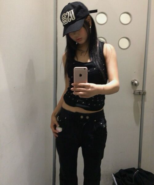 OPUS 0012（オーパス0012）の「Op. 09 WICKED SLIM FLARE DENIM PANTS BLACK（デニムパンツ・レディース・その他・SMALL/MEDIUM）」の9枚目の写真