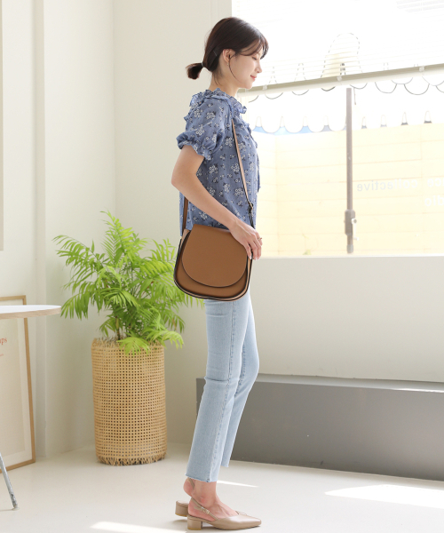 BBAEBBAE(ペッペ)の「パフ半袖フリルバンディングショルダーオフショルダーブラウス(シャツ/ブラウス・レディース・ブルー・SMALL)」の4枚目の写真