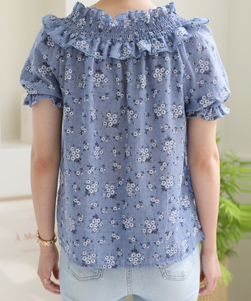 BBAEBBAE(ペッペ)の「パフ半袖フリルバンディングショルダーオフショルダーブラウス(シャツ/ブラウス・レディース・ブルー・SMALL)」の6枚目の写真