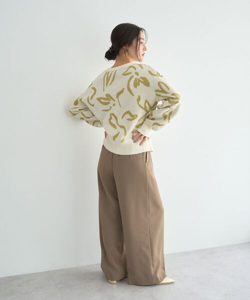 YECCA VECCA(イェッカヴェッカ)の「アート柄ふくれジャガードニット(ニット/セーター・レディース・ネイビー/ブラック/アイボリー・FREE)」の20枚目の写真