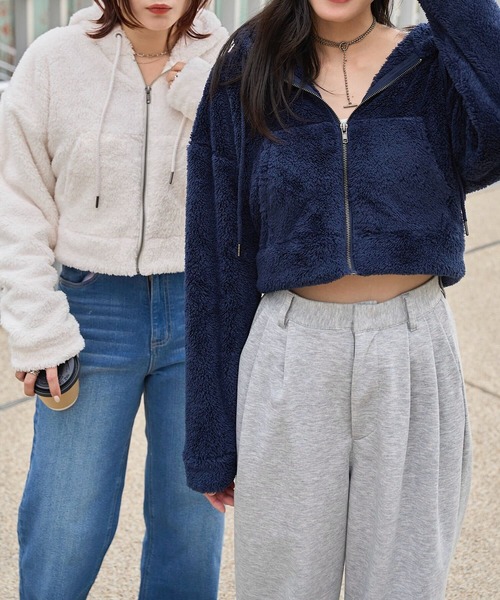 ATHLETA（アスレタ）の「［ athleta ］シェルパフリースジップアップフーディ（パーカー・レディース・ブラック系/チャコール/ネイビー/ホワイト/グレー系/ネイビー系/ホワイト系・2/1）」の22枚目の写真