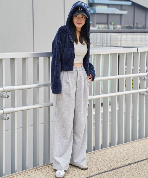 ATHLETA（アスレタ）の「［ athleta ］シェルパフリースジップアップフーディ（パーカー・レディース・ブラック系/チャコール/ネイビー/ホワイト/グレー系/ネイビー系/ホワイト系・2/1）」の21枚目の写真