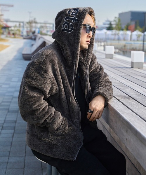 ATHLETA（アスレタ）の「［ athleta ］シェルパフリースジップアップフーディ（パーカー・レディース・ブラック系/チャコール/ネイビー/ホワイト/グレー系/ネイビー系/ホワイト系・2/1）」の15枚目の写真