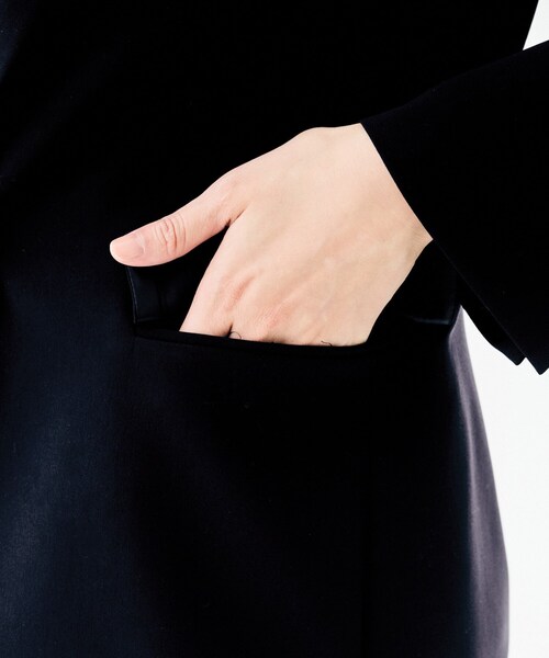 UNTITLED（アンタイトル）の「【洗える／ストレッチ性／軽い